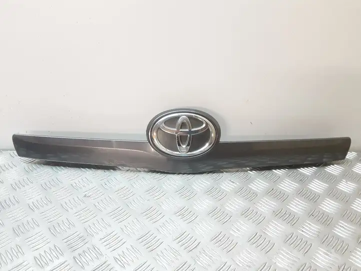 Toyota Corolla Verso AR10 (2004 - 2009) 768110F050 Нижняя часть заднего бампера — фото 1