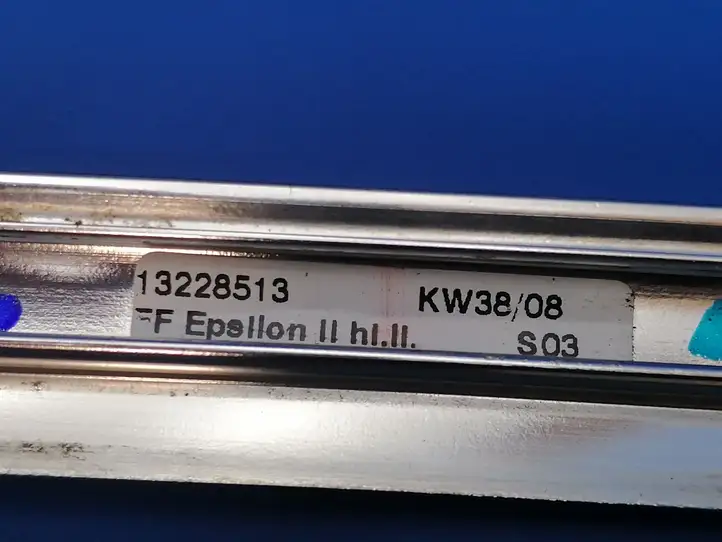 Opel Insignia A (2008 - 2017) 13228513 Накладка стекла задней двери — фото 3