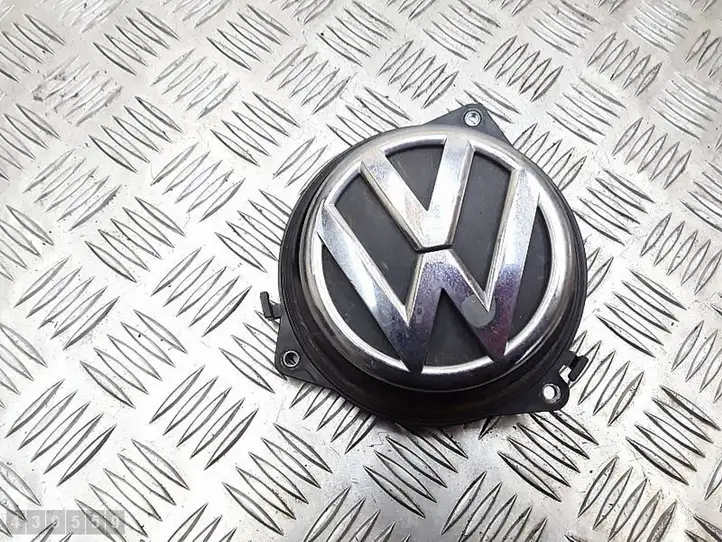 Volkswagen Polo V 6R (2009 - 2015) 6R6827469 Ручка крышки багажника — фото 1
