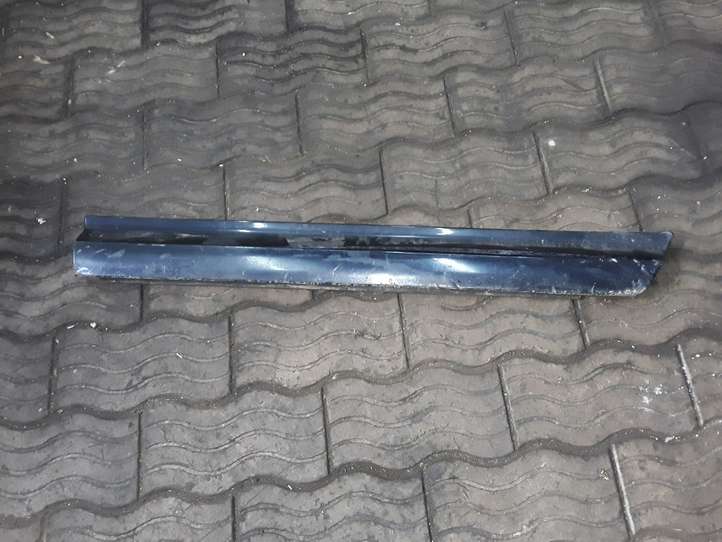 Audi A8 (2005 - 2007)    Отделка дверей (молдинги) задней двери