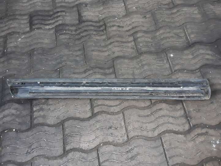 Audi A8 (2005 - 2007)    Отделка дверей (молдинги) задней двери