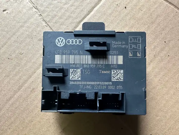 Audi A4 S4 B8 8K (2007 - 2011) 4f0959795 Модуль управления кузовом (BCM) — фото 2