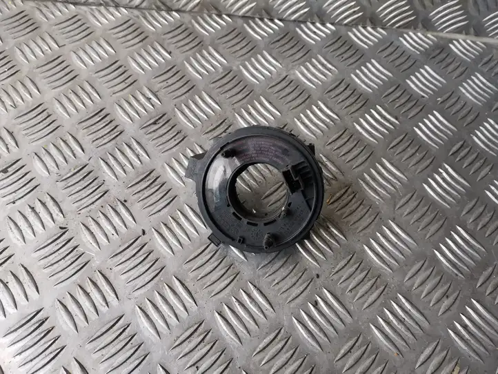Audi A6 S6 C5 4B (2001 - 2004) 1J0959653B Контактное кольцо SRS — фото 1