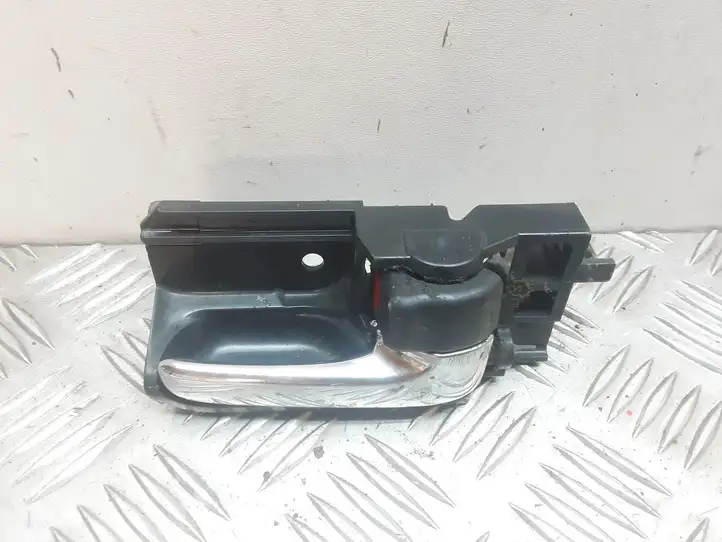 Toyota Corolla Verso E121 (2001 - 2004) Внутренняя ручка двери — фото 1