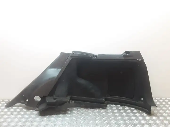 Toyota Corolla E120 E130 (2000 - 2004) Прочая отделка багажника — фото 1