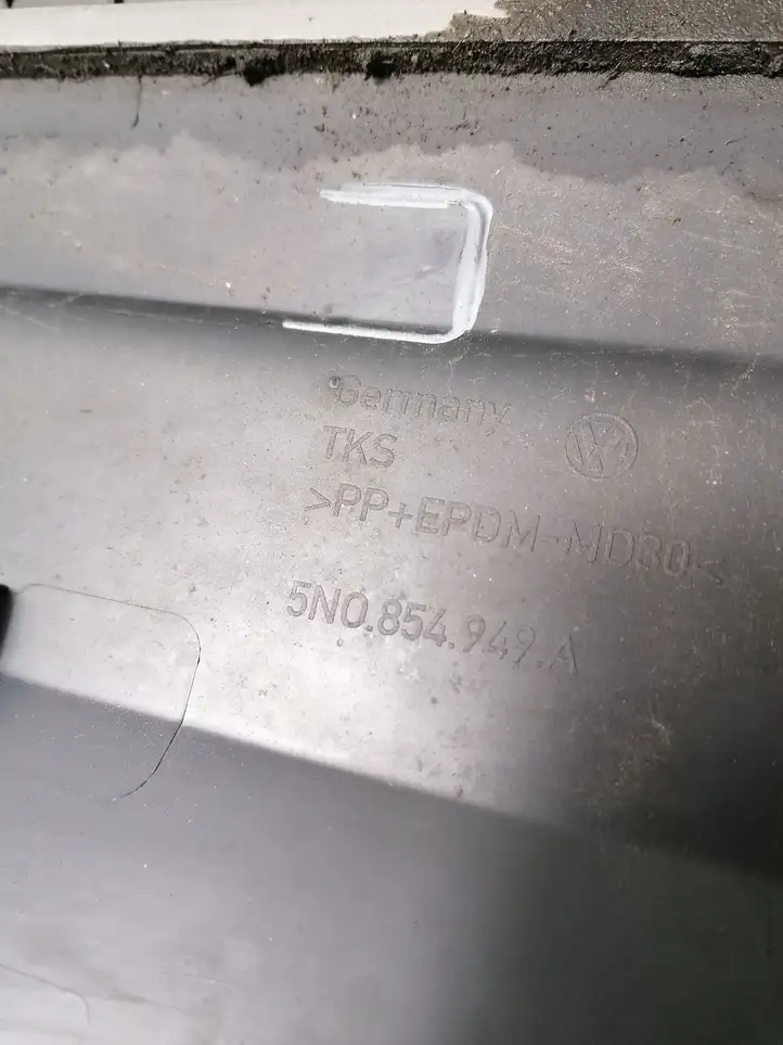 Volkswagen Tiguan (2007 - 2011) 5N0854949A Молдинги задней двери — фото 2