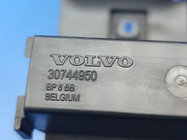 Volvo S40 (2007 - 2012) 30744950 Кронштейн заднего бампера — фото 2