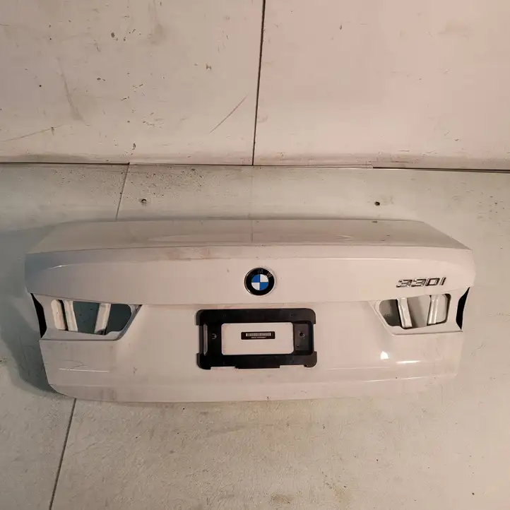 BMW 3 G20 G21 (2019 - ) Крышка багажника — фото 1