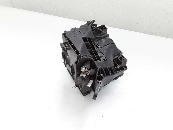 Kia Ceed (2010 - 2012)  914301H060 Блок предохранителей
