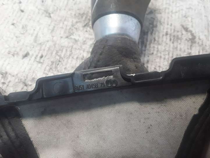 Ford Focus (2011 - 2015)  BM51A045879 Отделка рычага переключения передач (кожа, головка)