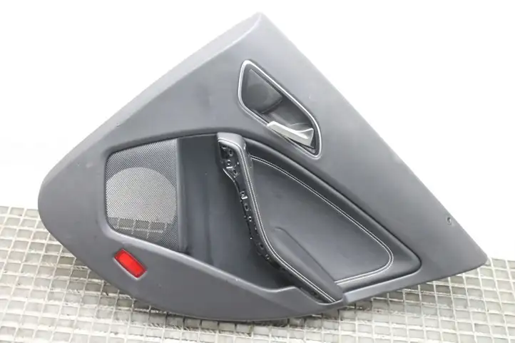 Mercedes-Benz CLA C117,X117,W117 (2013 - 2019) A2469067300 Обшивка задней двери — фото 1