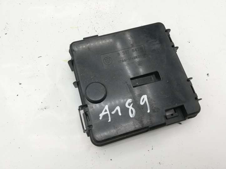 BMW X3 E83 (2003 - 2010)  8387547 Узел подключения плюсовых проводов