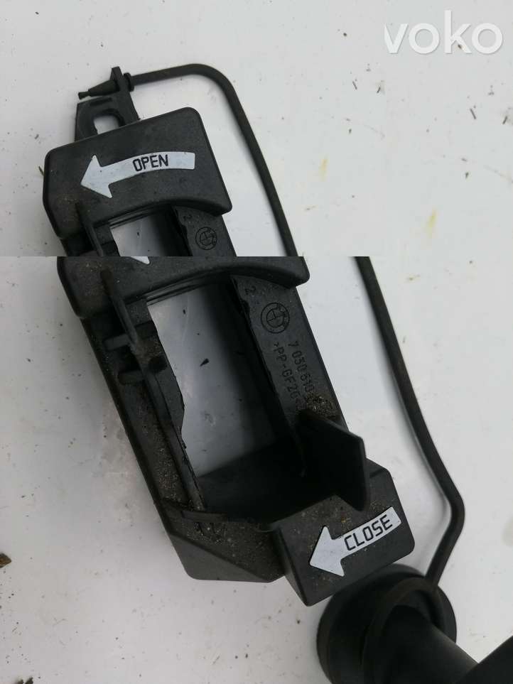 BMW X3 E83 (2003 - 2010)  7030510 Крепежный винт (запасное колесо)
