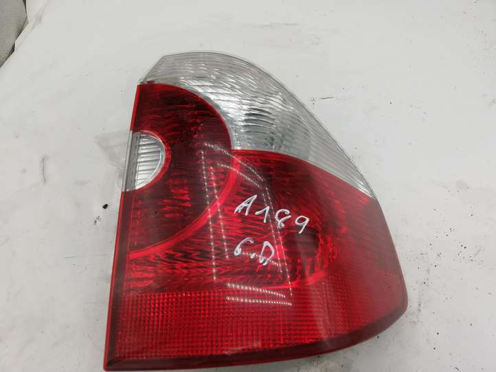 BMW X3 E83 (2003 - 2010)  63216990170 Задний фонарь в кузове