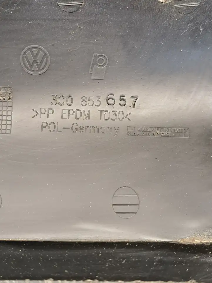 Volkswagen PASSAT B6 (2005 - 2010) 3C0853657 Прочие внешние детали — фото 6