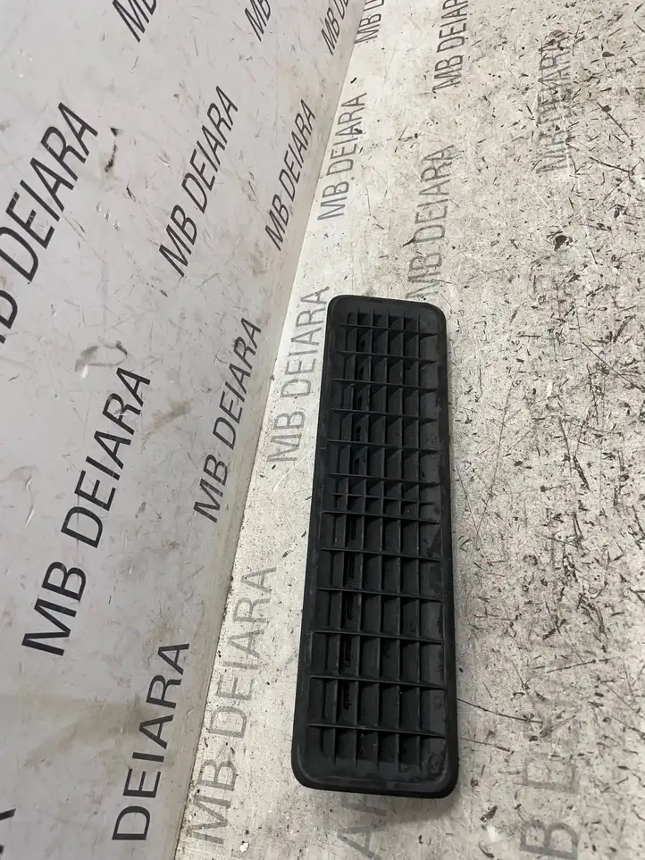 Porsche Taycan 9J1 (2019 - ) 9J1819151 Воздуховоды системы отопления/климатики — фото 1