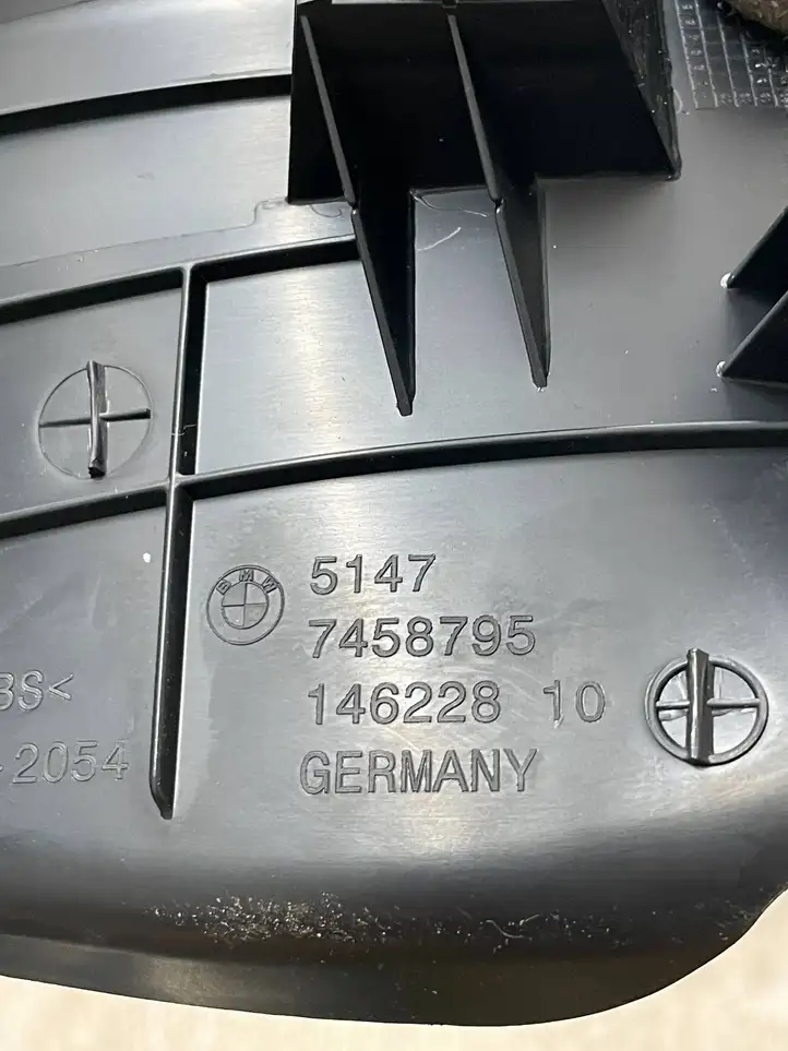 BMW 3 G20 G21 (2019 - ) 7458795 Прочие детали салона — фото 2