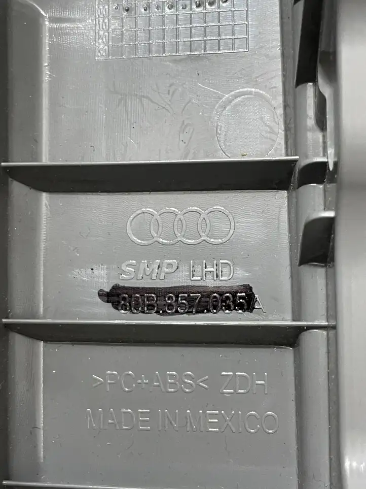 Audi Q5 SQ5 (2017 - ) 80B857035A Бардачок в сборе — фото 2