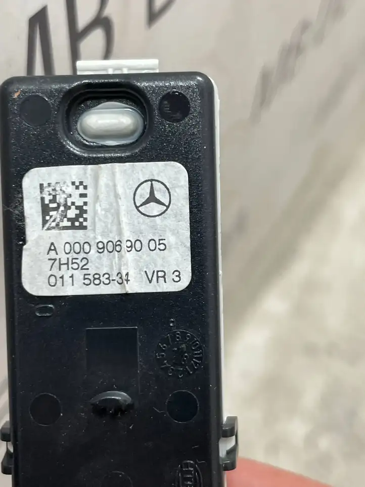Mercedes-Benz GLE W166/C292 (2015 - 2019) A0009069005 Плафон салона — фото 2