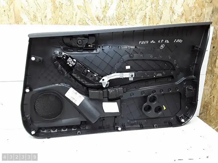 Ford Fiesta (2017 - ) B23943CL1GKE Обшивка передней двери — фото 4