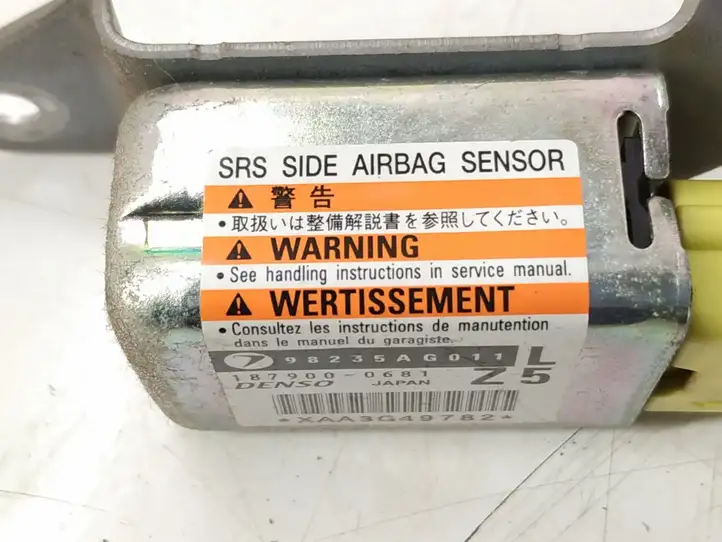 Subaru Legacy (2003 - 2009)   Датчик удара надувных подушек