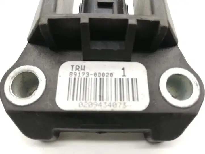 Toyota Yaris (2005 - 2009) 891730D020 Датчик удара SRS — фото 2