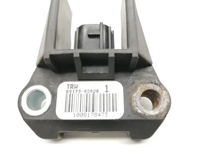 Toyota Yaris (2005 - 2009) 891730D020 Датчик удара SRS — фото 2