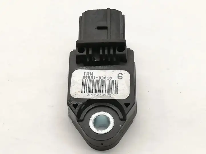 Toyota Yaris (2005 - 2009) 898310D010 Датчик удара SRS — фото 1