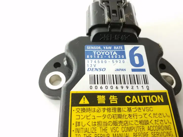 Toyota Prius (XW30) (2009 - 2015) 8918348030 Прочие датчики — фото 3
