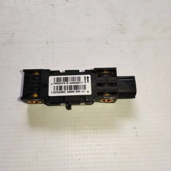 Mitsubishi Colt (2004 - 2008) A4545400117 Датчик удара SRS — фото 2