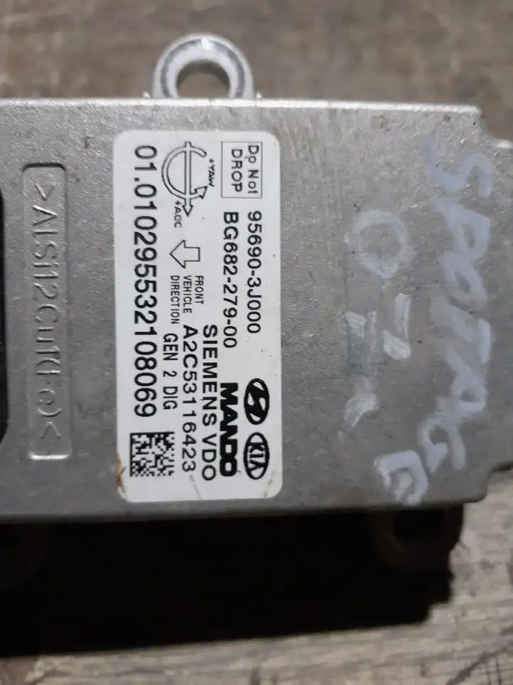 Kia Sportage (2004 - 2008)  956903J000 Датчик ESP (системы стабильности) (датчик курсовой устойчивости))