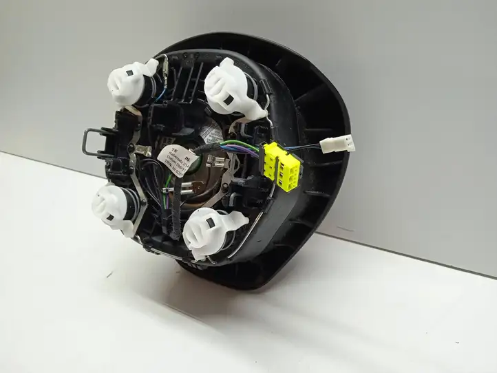 BMW 1 F20 F21 (2011 - 2019) 6791330 Подушка безопасности руля — фото 2