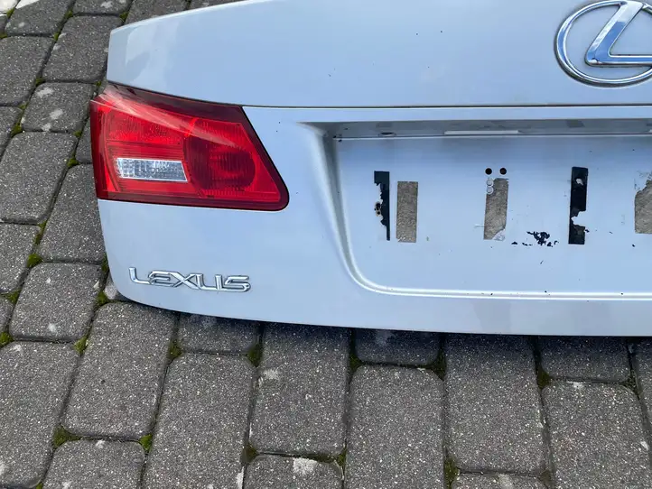 Lexus IS 220D-250-350 (2005 - 2010) Крышка багажника — фото 8