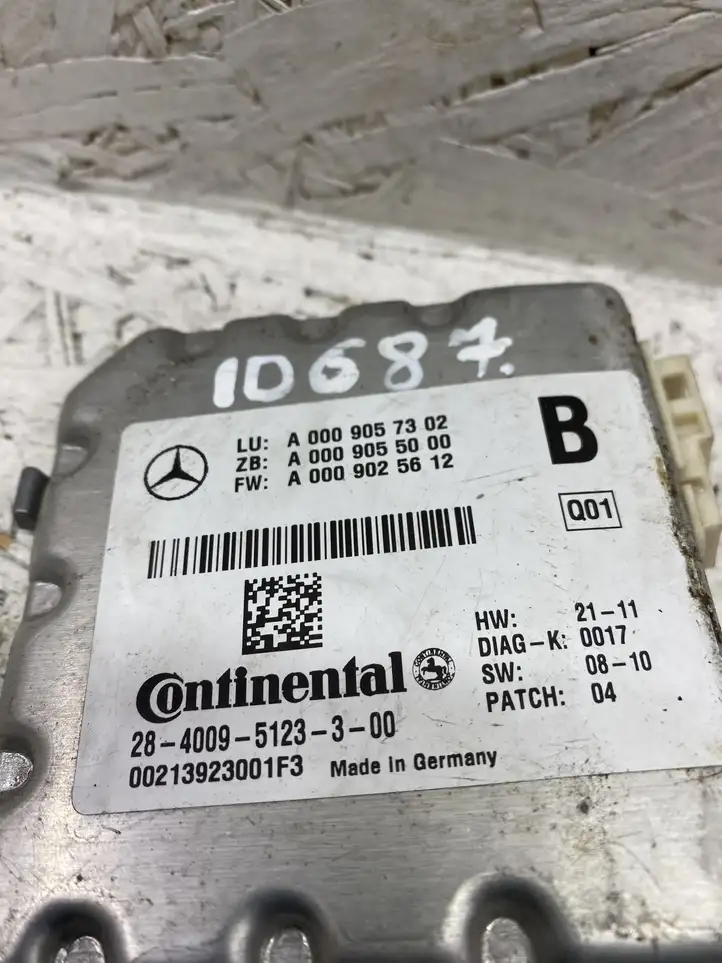 Mercedes-Benz C W204 (2007 - 2014) A0009057302 Камера в лобовом стекле — фото 2