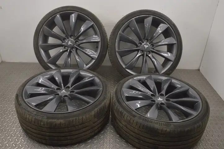 Tesla Model S (2012 - 2016) 21X85J Легкосплавный колесный диск R21 — фото 1