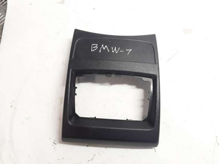 BMW 1 F20 F21 (2011 - 2019)  51169207326 Другая центральная деталь консоли (туннеля)