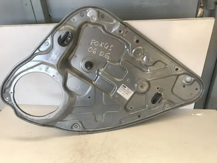Ford Focus (2005 - 2008) 4M51A045H22A Механический стеклоподъемник задней двери — фото 1