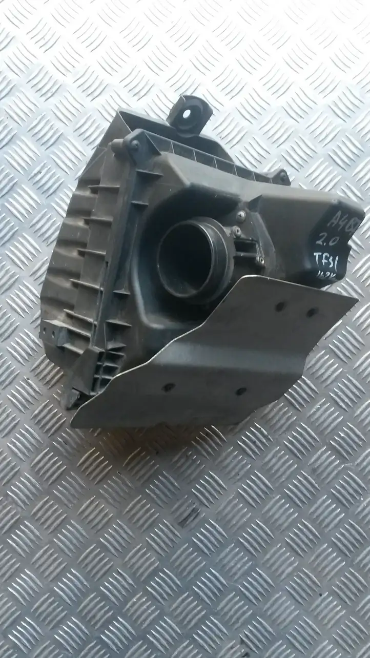 Audi A4 S4 B7 8E 8H (2004 - 2009) 03G133835A Корпус воздушного фильтра — фото 1