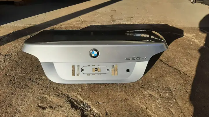 BMW 5 E60 E61 (2004 - 2010) Крышка багажника — фото 1