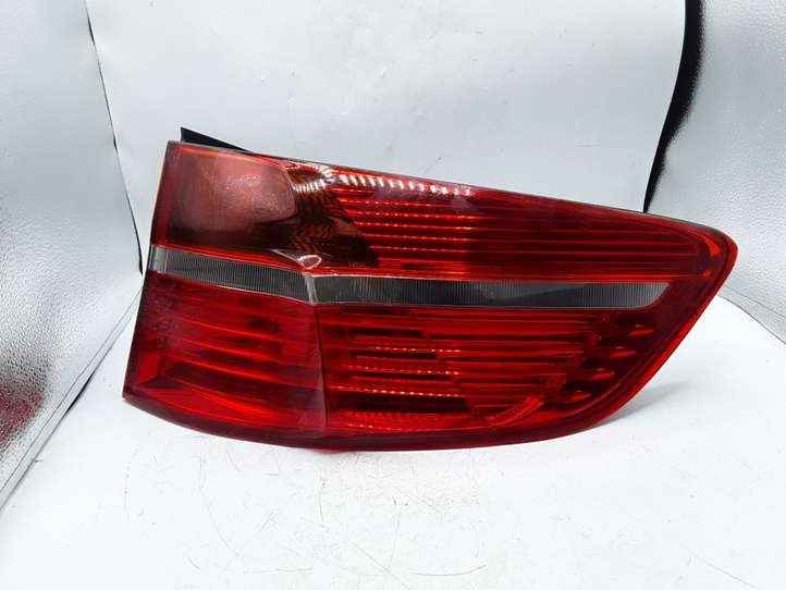 BMW X6 E71 (2008 - 2014)  22420600 Задний фонарь в кузове