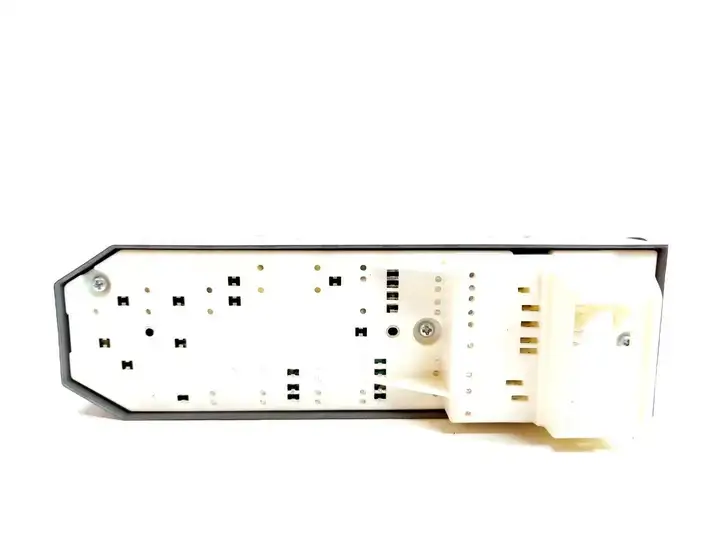 Toyota Yaris (2012 - 2014) Кнопка стеклоподъемников — фото 3