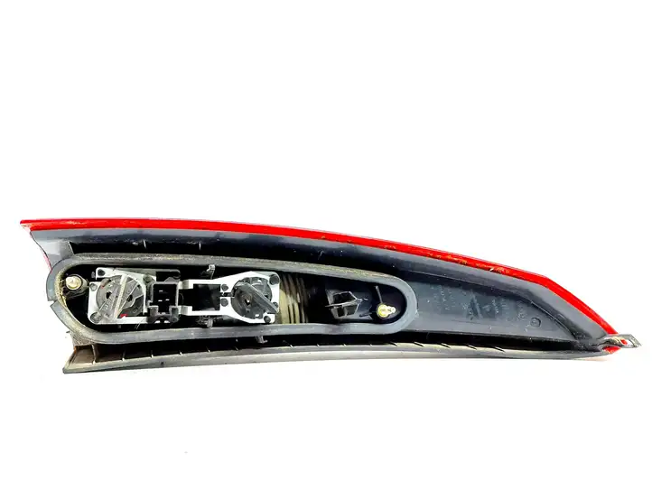 Volvo V70 (2000 - 2004) 9154494 Задний фонарь в кузове — фото 4