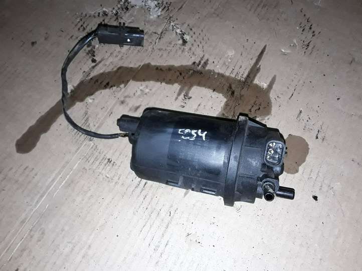 Suzuki Grand Vitara (2005 - 2008)  8200780879 Корпус топливного фильтра