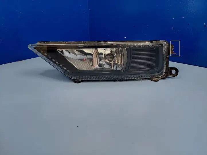 Volkswagen Tiguan (2020 - 2024) 5NA941699A Передняя противотуманная фара — фото 1