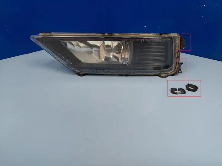 Volkswagen Tiguan (2020 - 2024) 5NA941699B Передняя противотуманная фара — фото 1
