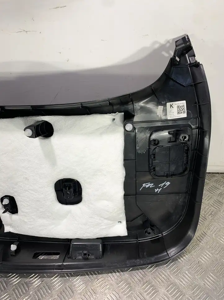Subaru Forester SK (2018 - 2025) 94320SJ010 Комплект обшивки крышки багажника — фото 6
