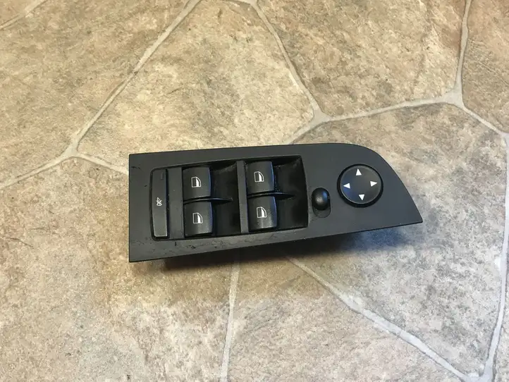 BMW 3 E90 E91 (2005 - 2012) 9155504 Кнопка стеклоподъемников — фото 3