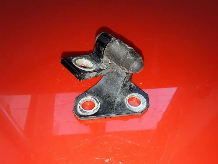 Volkswagen PASSAT B6 (2005 - 2010)  3C0831401D Верхняя петля передней двери