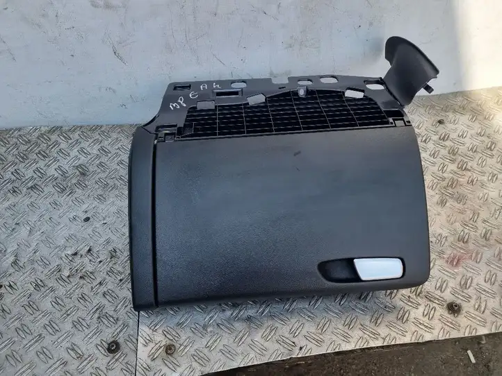Audi A4 S4 B8 8K (2007 - 2011) 8K1857035 Бардачок в сборе — фото 3