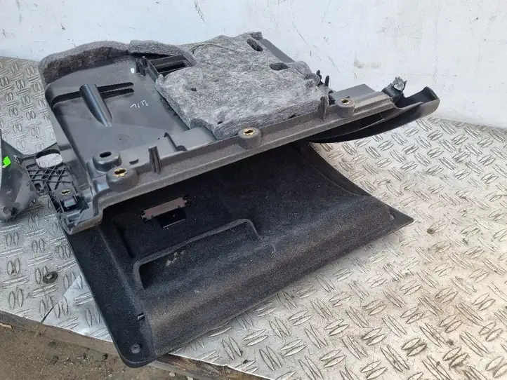 Audi A4 S4 B8 8K (2007 - 2011) 8K1857035 Бардачок в сборе — фото 6